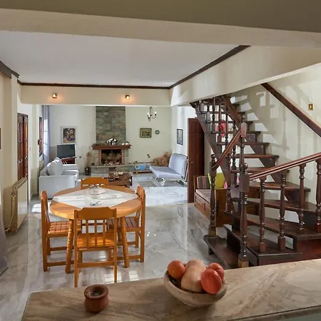 Pinelopi's House בית נופש אייה פרסקבי